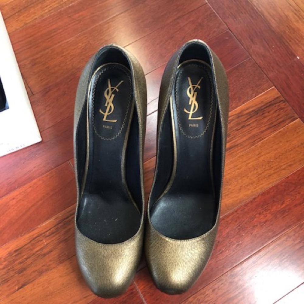 Saint Laurent Calfskin Tribtoo